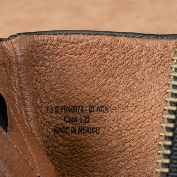 Frye Women Veronica Inside Zip Moto Biker Black Ankle Leather Lug Boots size 7.5 - Picture 7 of 8